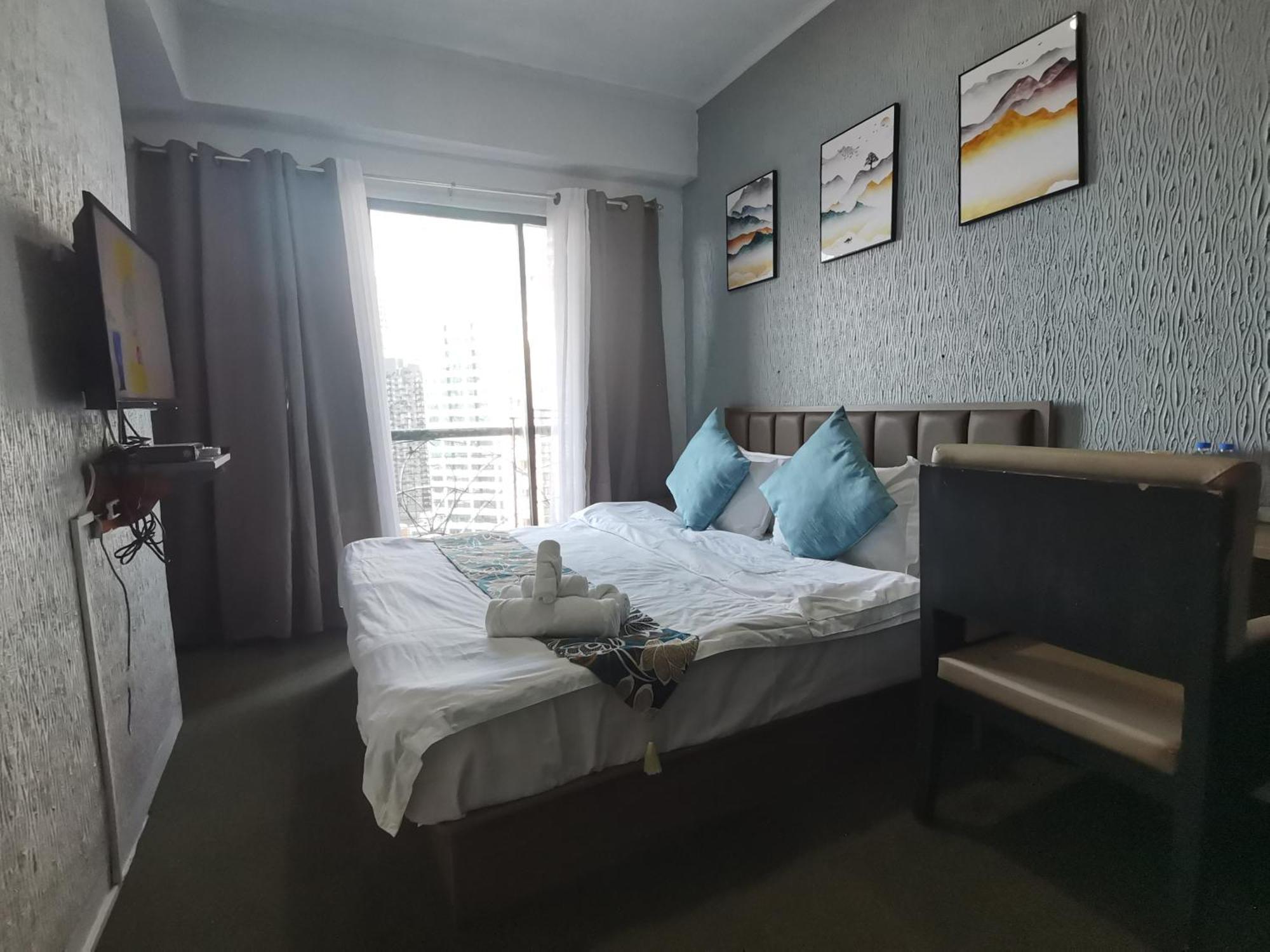 Aparthotel Warm Makati Makati City Exterior foto